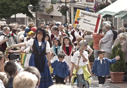 Umzug des Folklore Festival