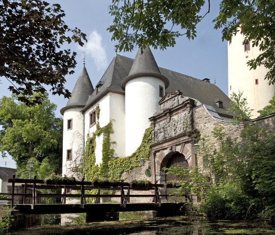 Burg Rittersdorf, © Tourist-Information Bitburger Land