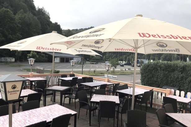 Terrasse - Pizzeria Romana, © Tourist-Information Bitburger Land