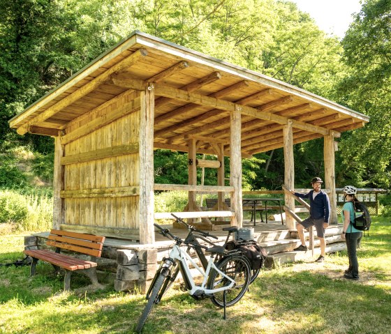 Unterwegs auf dem Ahr-Radweg, © Eifel Tourismus GmbH, Dominik Ketz