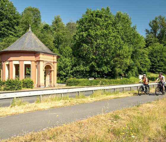 Piste cyclable de la Kyll, source du tilleul à Birresborn, © Eifel Tourismus GmbH, Dominik Ketz