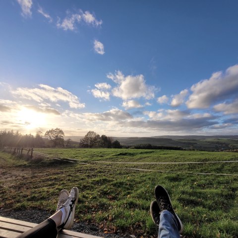 Weitblick auf einer Wanderung um Prüm, © Tourist-Information Prümer Land Sebastian Wiesen