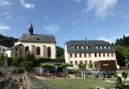 Wallfahrtskirche und ehemaliges Pfarrhaus in Auw an der Kyll, © NaturAktivErleben