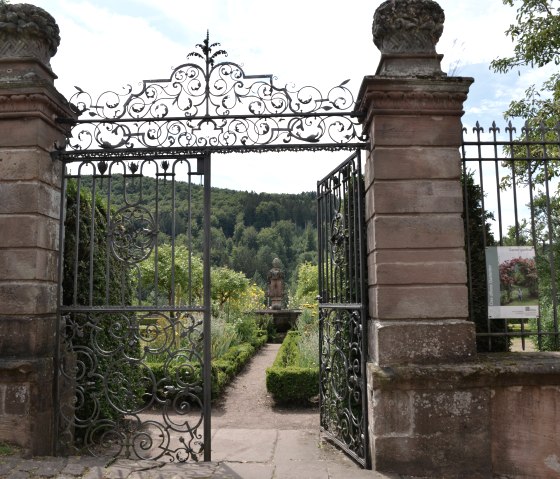 Malberg Castle Garden Gate, © TI Bitburger Land