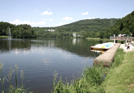 Stausee mit Bootverleih, © Tourist-Information Bitburger Land