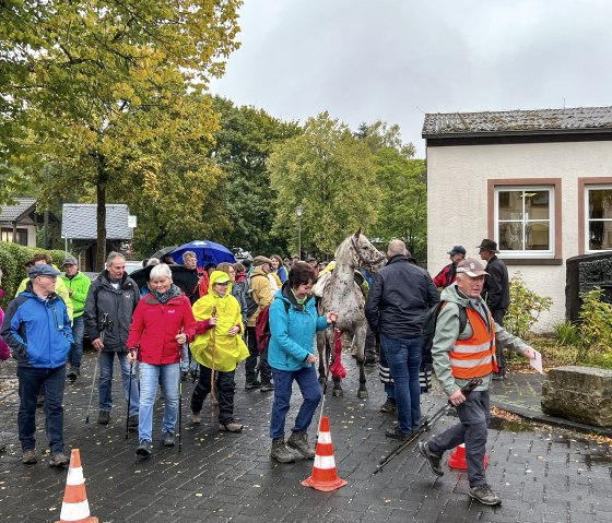 Wanderer - Eröffnung Oberkail-Himmerod-Schleife, © Agentur Höser