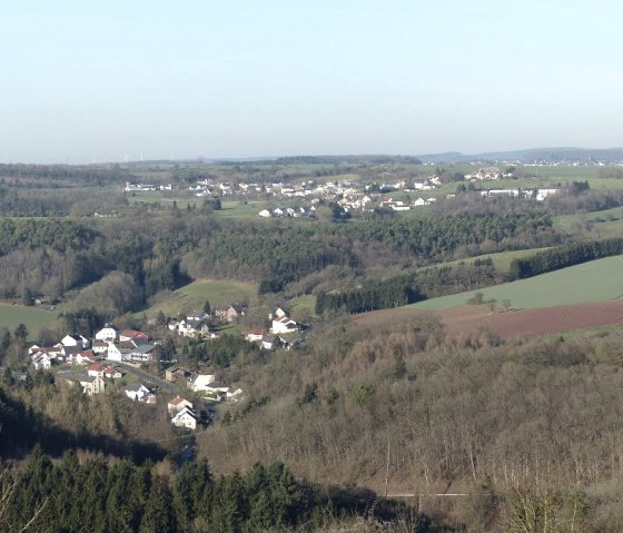 Blick auf Philippsheim - Bähnchenweg, © Eifelverein Ortsgruppe Speicher