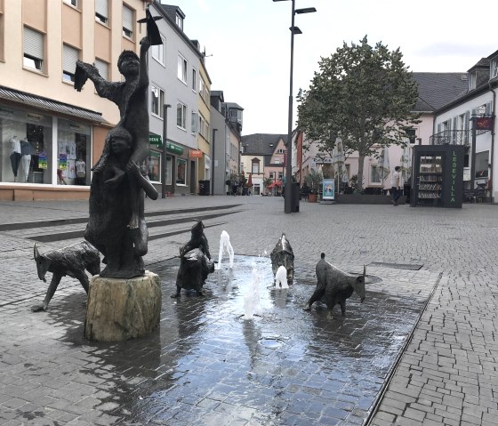 Gäßestrepper Brunnen Bitburg, © TI Bitburger Land