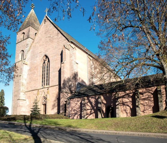 Kyllburg collegiale kerk buitenaanzicht, © TI Bitburger Land