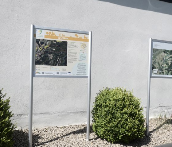 Übersichtstafel am Startpunkt des Wanderweges, © TI Bitburger Land