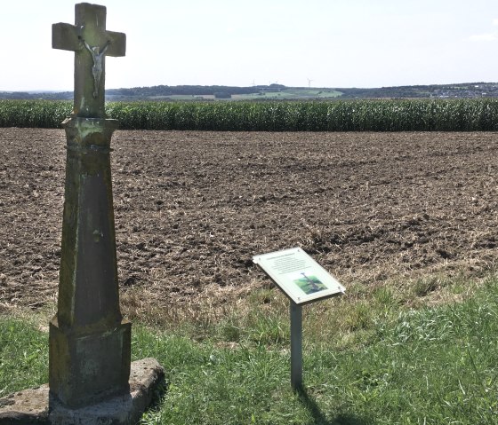 Schaftkreuz bei Etteldorf, © Tourist-Info Bitburger Land M.Mayer