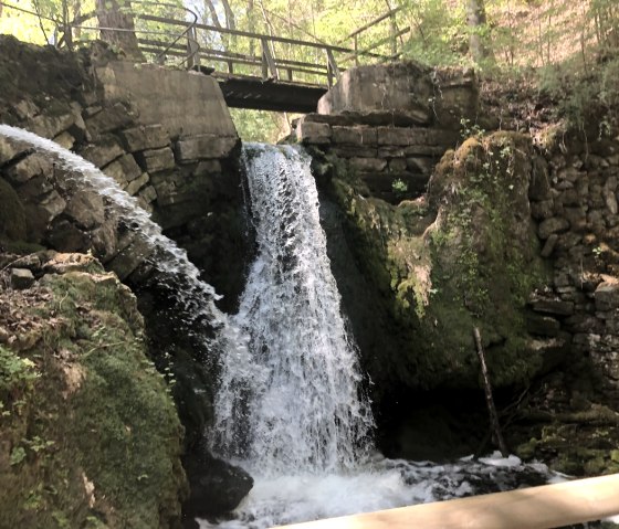 wasserfall-mariengrotte-albach, © TI Bitburger Land_Uschi Hallet