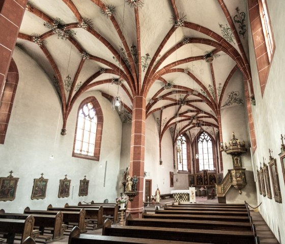 Neuer-Burg-Weg, Blick in die St. Nicolaus Kirche, © Eifel Tourismus GmbH, D. Ketz