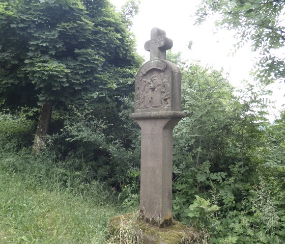 Eine Station des Kreuzweges am Ortsrand von Seffern, © TI Bitburger Land